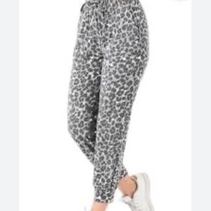 PINK Victoria's Secret Gray Leopard Kids Joggers